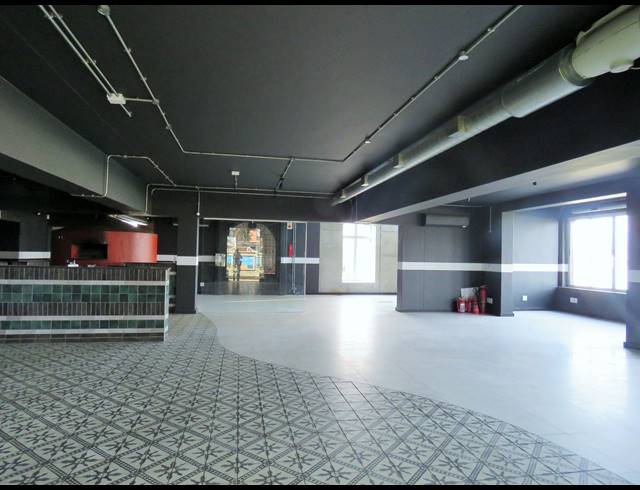 510M² BUSINESS TO LET IN SOMERSET WEST CENTRAL